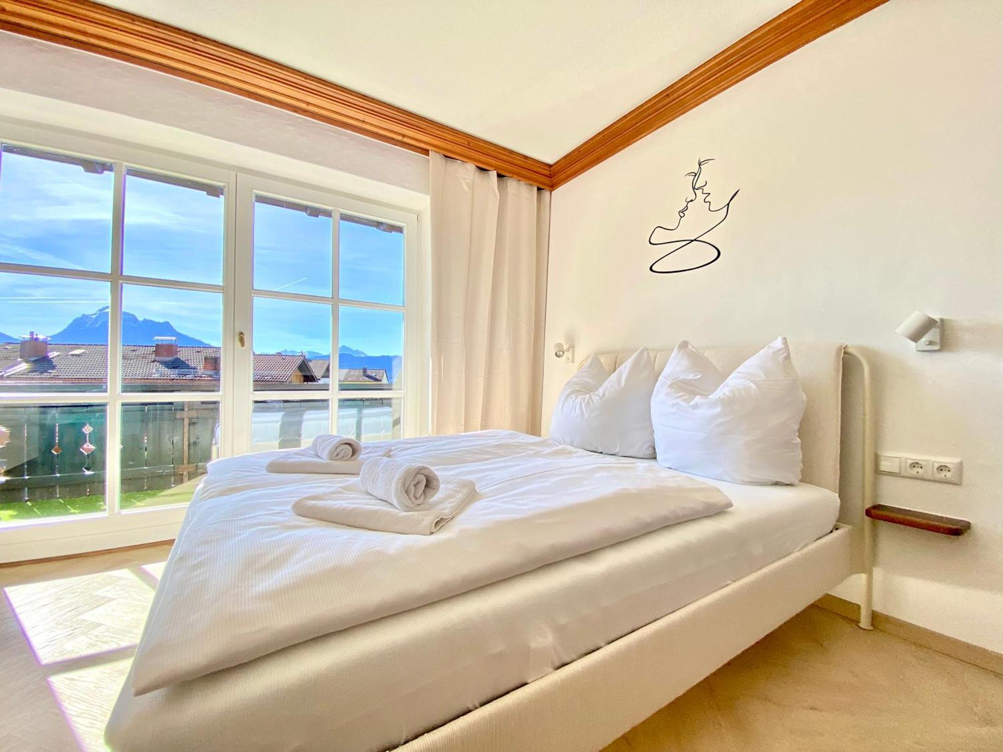 Best Butler I Romantic 4Two I Kueche I Balkon I Parken I Schlossblick Fussen Exterior photo